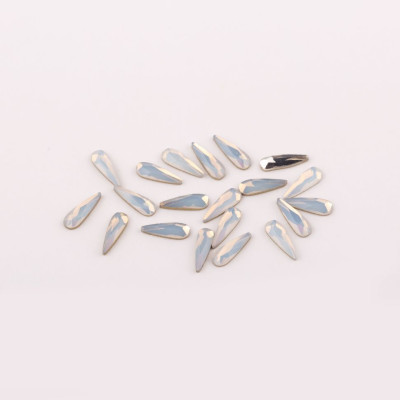 №04 Стразы E.Co Nails молочные капля (20 шт.) №04 Стразы E.Co Nails молочные капля (20 шт.)