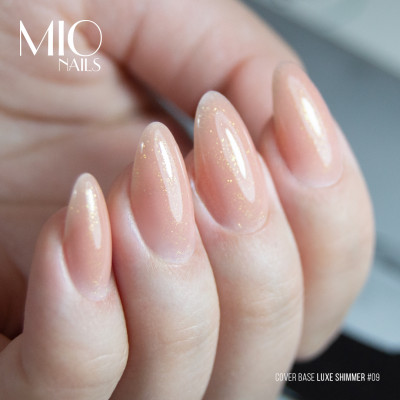 Камуфлирующая База Shimmer 09 MIO NAILS, 15 мл Камуфлирующая База Shimmer 09 MIO NAILS, 15 мл