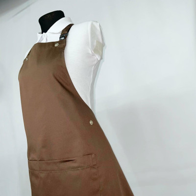 Фартук мастера и парикмахера Медея с защитной накидкой шоколад Фартук мастера и парикмахера Медея с защитной накидкой шоколад