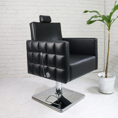 Парикмахерское кресло B-006 с откидной спинкой Парикмахерское кресло B-006 с откидной спинкой